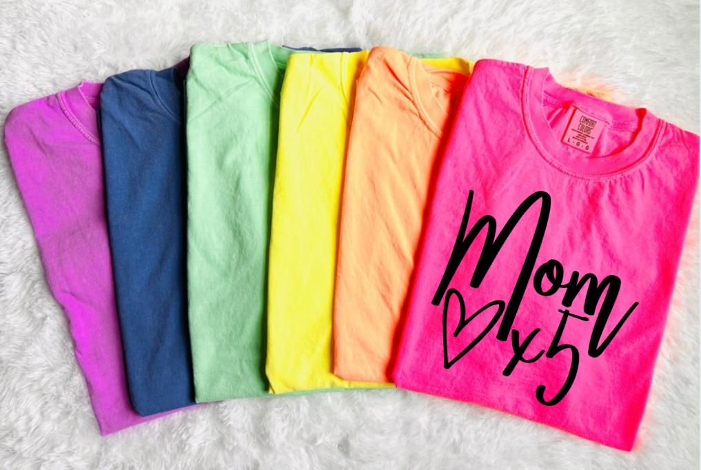 Mom x tees